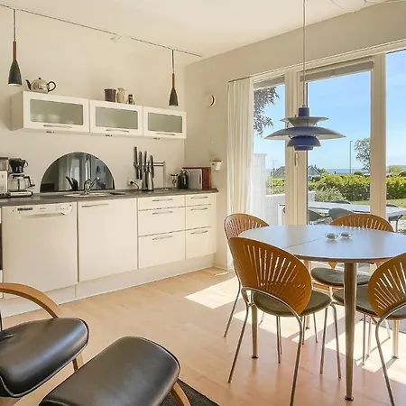 Apartment Beautiful In With House Sea View Allinge-Sandvig